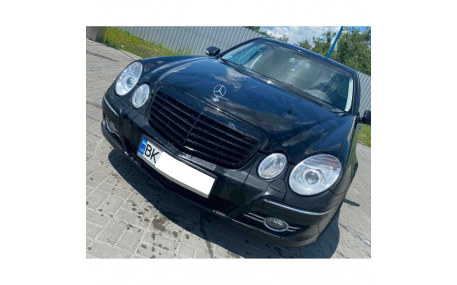 Решетка радиатора Mercedes Sprinter W907