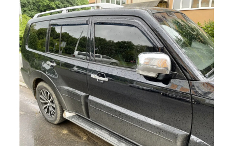 Дефлекторы окон Mitsubishi Pajero Wagon