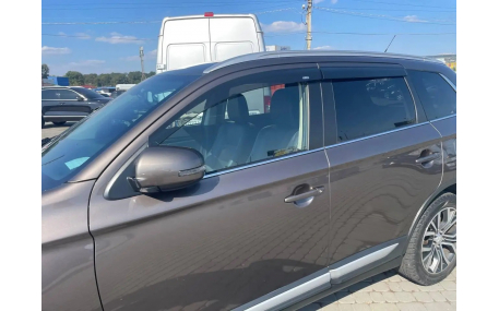 Дефлекторы окон Mitsubishi Pajero Sport