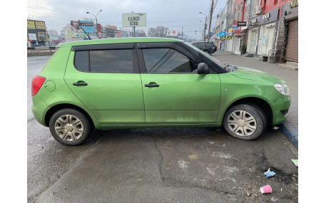 Дефлекторы окон Skoda Fabia