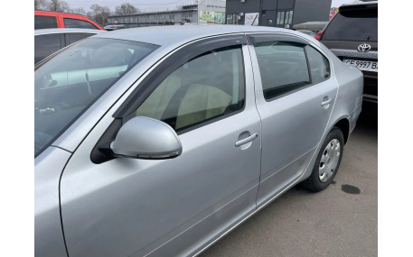 Дефлекторы окон Skoda Octavia A5 Liftback