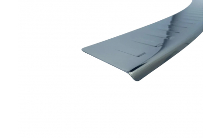 Накладка на задний бампер Renault Duster