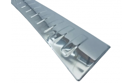 Накладка на задний бампер Mitsubishi Outlander