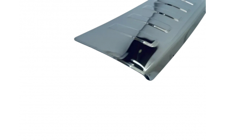 Накладка на задний бампер Mitsubishi Outlander