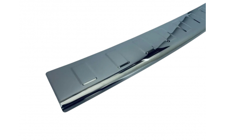 Накладка на задний бампер Opel Zafira B