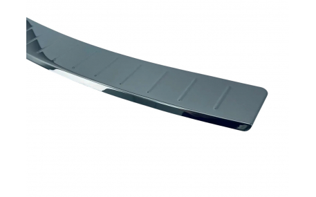 Накладка на задний бампер Opel Zafira C