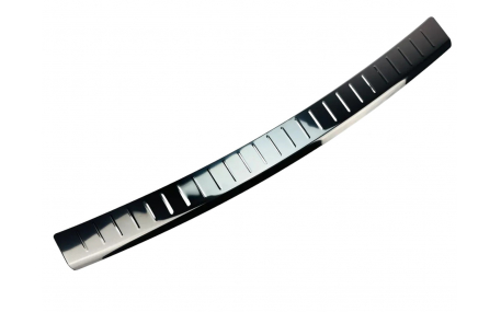 Накладка на задний бампер Mitsubishi Outlander