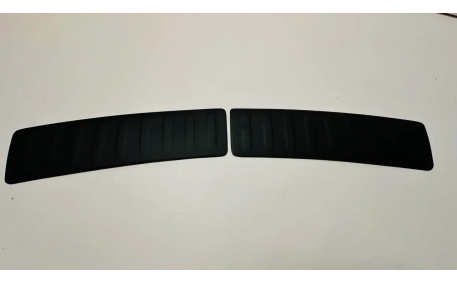 Накладка на задний бампер Renault Sandero