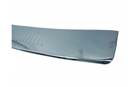 Накладка на задний бампер Toyota RAV4