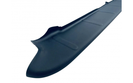 Накладка на задний бампер Opel Vivaro