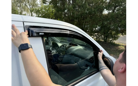 Дефлекторы окон Mercedes Vito W639