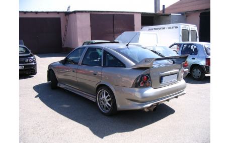 Спойлер Opel Vectra B