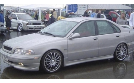 Накладка передняя Volvo S40/V40