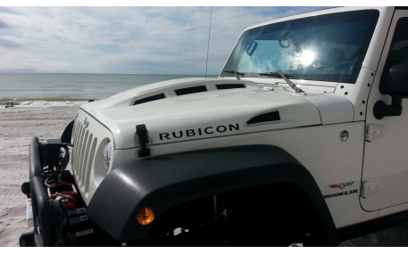 Капот Jeep Wrangler