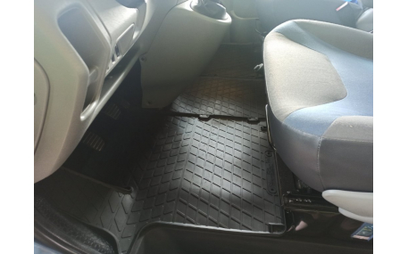 Коврики в салон Renault Trafic
