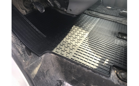 Коврики в салон Renault Trafic