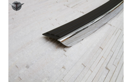 Накладка на задний бампер Jeep Compass