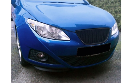 Решетка радиатора Seat Ibiza