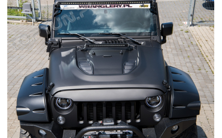 Капот Jeep Wrangler