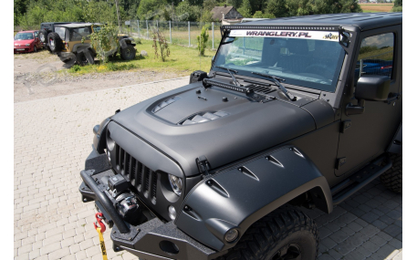 Капот Jeep Wrangler
