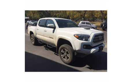 Подножки Toyota Hilux