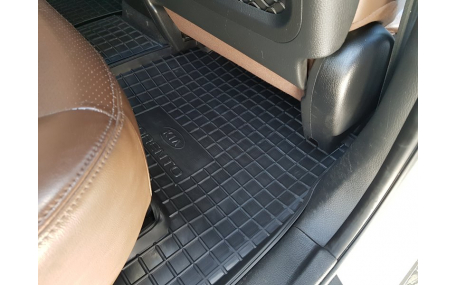 Коврики в салон Toyota Yaris