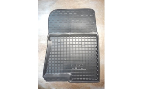 Коврики в салон Mitsubishi Pajero Wagon