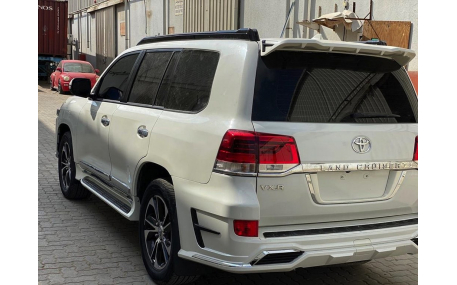 Комплект обвеса Toyota Land Cruiser 200