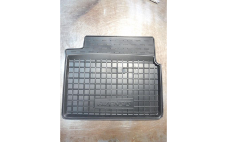 Коврики в салон Toyota Avensis