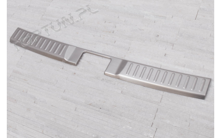 Накладка на задний бампер Suzuki Vitara