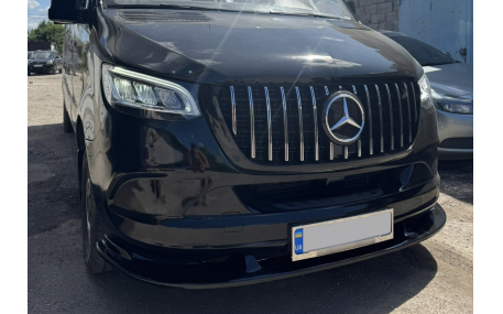 Накладка передняя Mercedes Sprinter W907