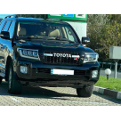 Решетка радиатора Toyota Land Cruiser 200