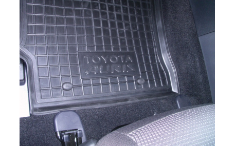 Коврики в салон Toyota Auris