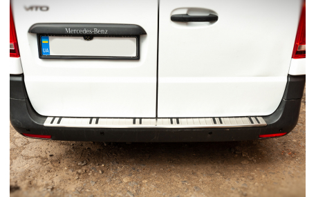 Накладка на задний бампер Mercedes Vito W447