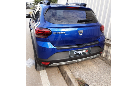 Накладка на задний бампер Renault Sandero