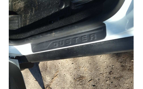 Накладка на пороги Renault Duster