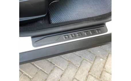 Накладка на пороги Renault Duster