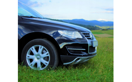 Накладка передняя Volkswagen Touareg 2007-2010