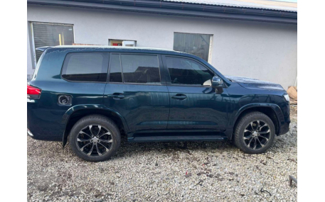 Комплект обвеса Toyota Land Cruiser 200