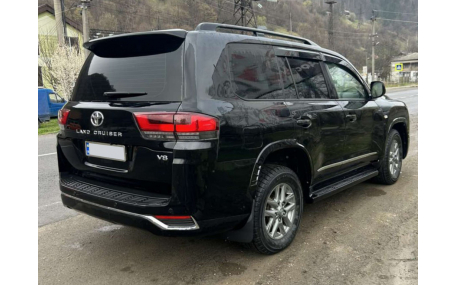 Комплект обвеса Toyota Land Cruiser 200