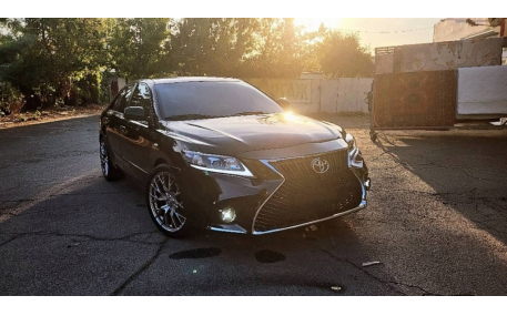 Бампер передний Toyota Camry V40