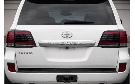 Фонари задние Toyota Land Cruiser 200