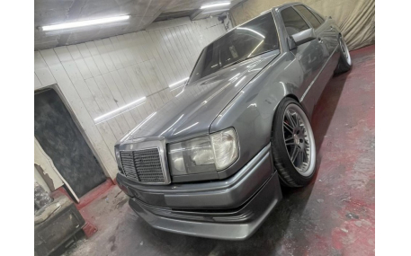 Накладка передняя Mercedes E-class W124