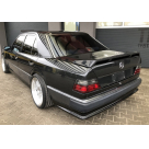 Накладка задняя Mercedes E-class W124