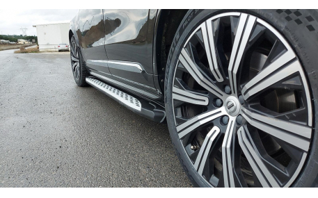 Подножки Volvo XC90