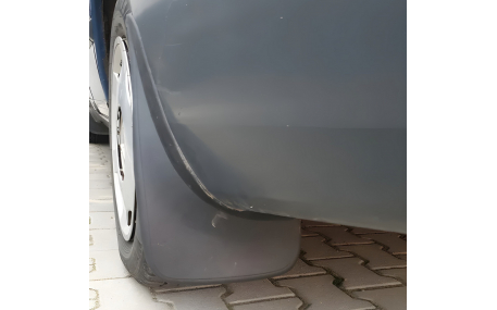 Брызговики Mercedes E-сlass W124