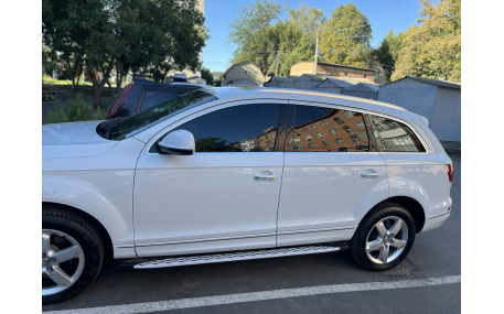 Подножки Audi Q7