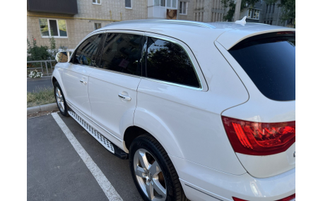 Подножки Audi Q7