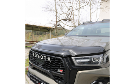 Дефлектор капота Toyota Hilux