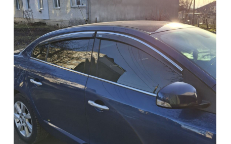 Дефлекторы окон Renault Fluence